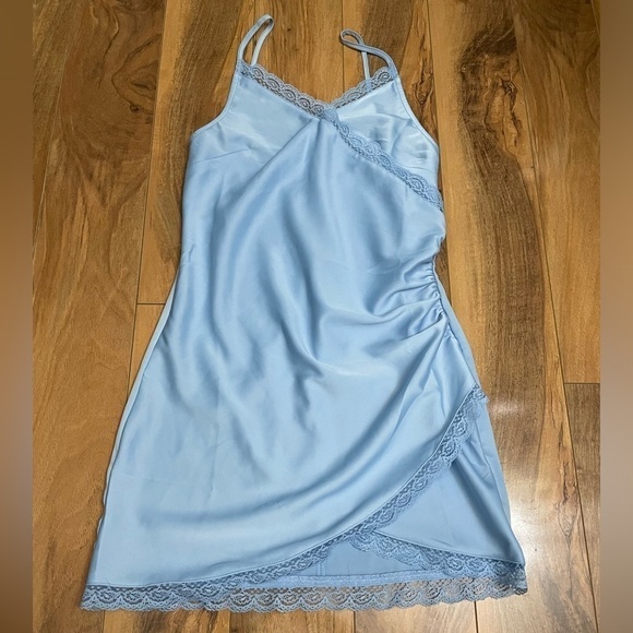 Urban Outfitters baby blue satin body con slip dress. Barely worn! GUC Size XS - Picture 7 of 9